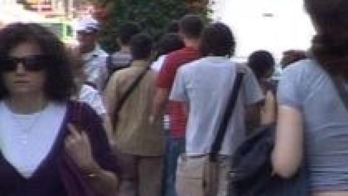 barometrul global al coruptiei 2009 romanii au dat mai multa mita decat bulgarii