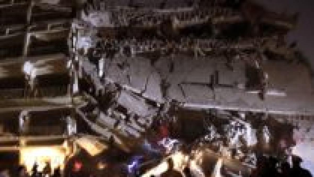 atentat sinucigas in pakistan 11 morti