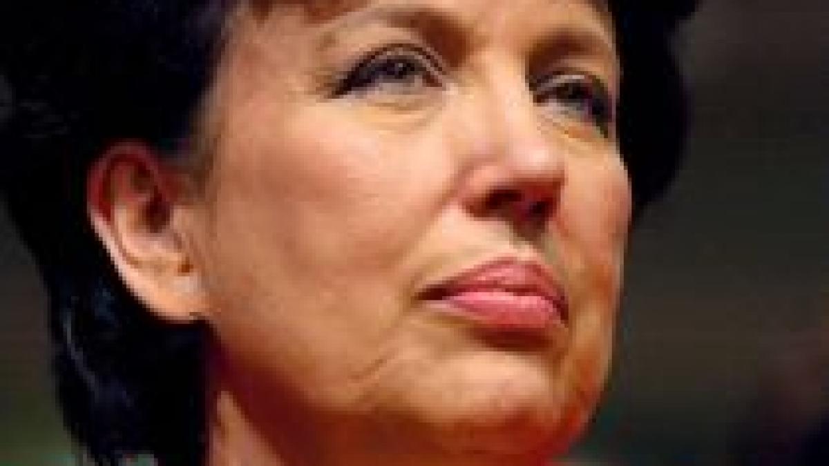 Franţa contrazice OMS. Nivelul de alertă în cazul gripei porcine, păstrat la 5