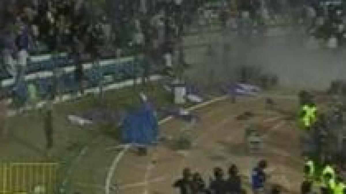 antrenorul timisoarei ii reprosez multe arbitrului el a provocat actiunile fanilor nostri video