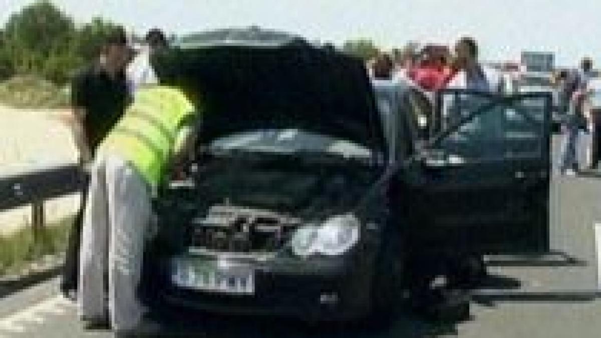 au furat 10 000 de lei dar nu i au tinut prea mult politia i a prins pe a1