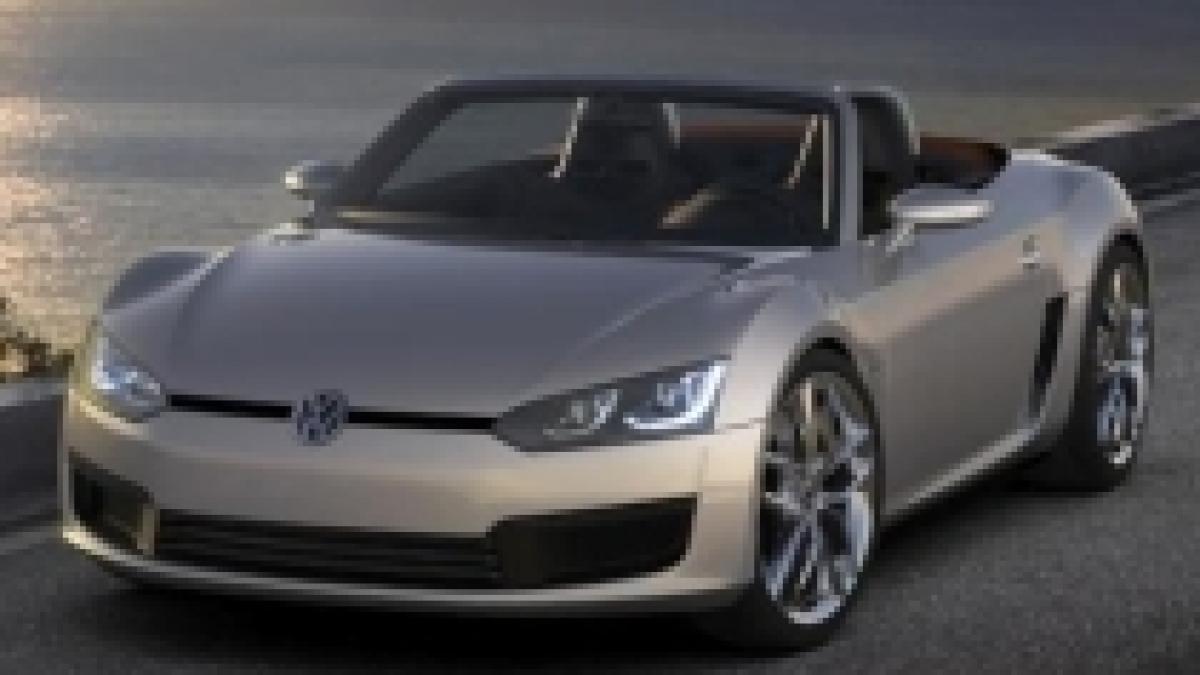 volkswagen prezinta bluesport roadsterul care consuma 4 3 litri si atinge 226 km h foto