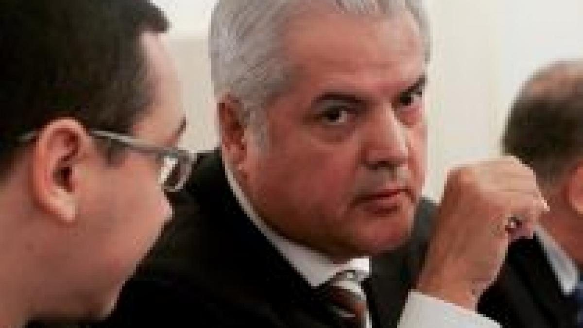 adrian nastase primul ministru poate face ce vrea el doar atunci cand guvernul e monocolor