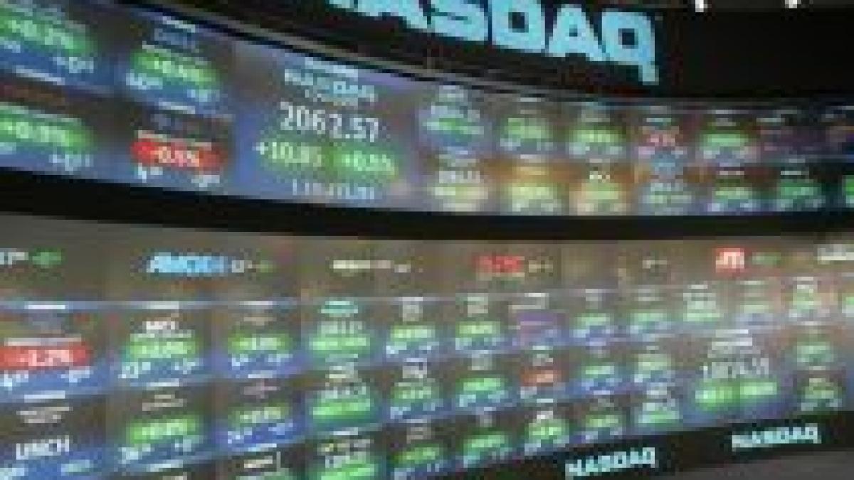 nasdaq creste dar sectorul bancar trage in jos dow si s p 500