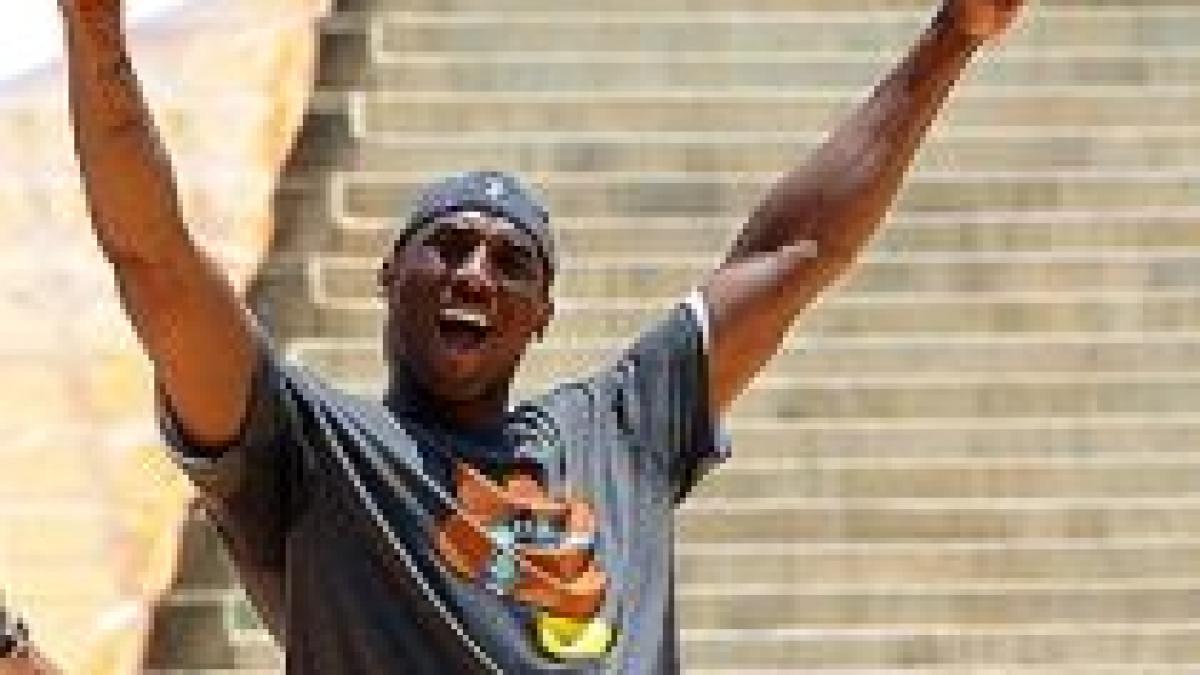 parada de doua milioane de dolari pentru campioana nba los angeles lakers video