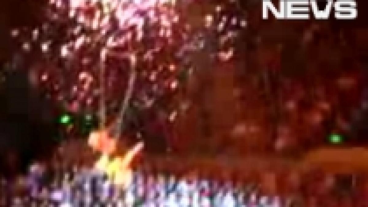 pink la un pas de accidentare in timpul unui concert video