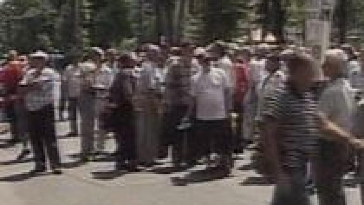 soseaua kiseleff blocata circa doua ore din cauza unui protest spontan al revolutionarilor video