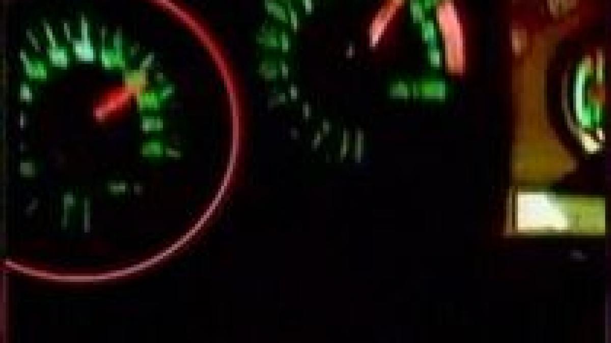 inconstienta pe doua roti s a filmat in timp ce rula cu 280 km h cu motocicleta video