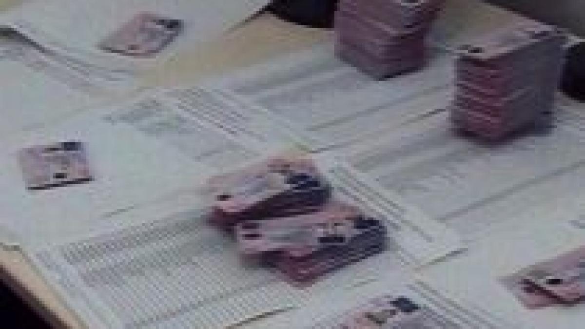 ordonanta care elimina o serie de taxe prevede cresterea altora cu pana la patru ori