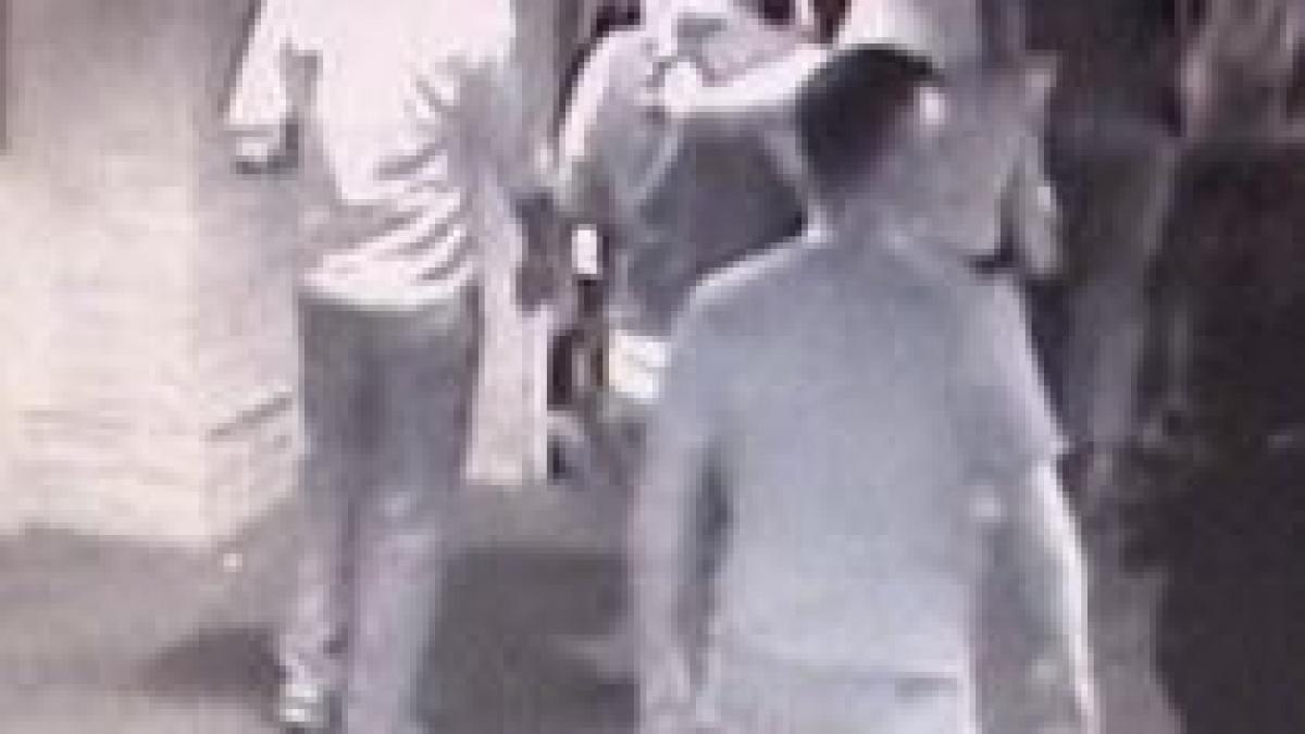 delia matache iubitul ei si codin maticiuc zis poponet atacati cu cutite de doi barbati video