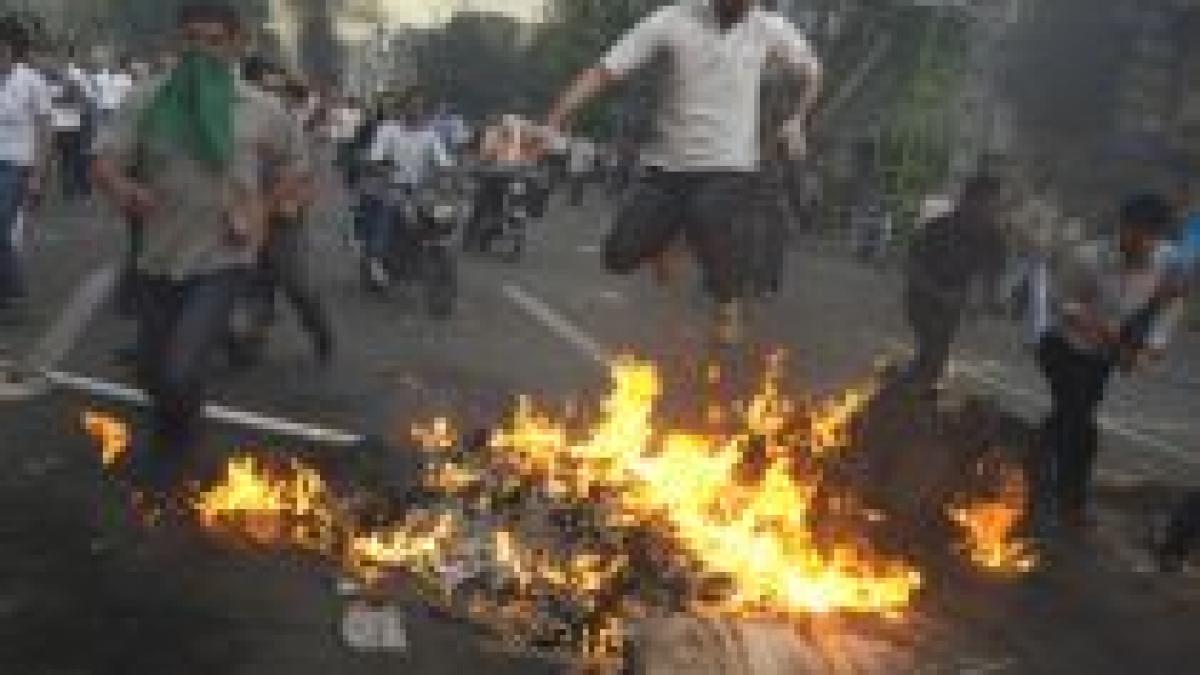 iran 17 persoane au murit si 457 au fost arestate in urma violentelor din teheran