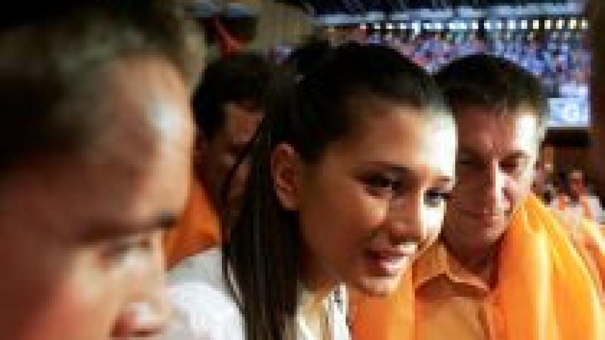 elena basescu beneficiara atacurilor electorale mezina presedintelui cel mai mediatizat eurocandidat