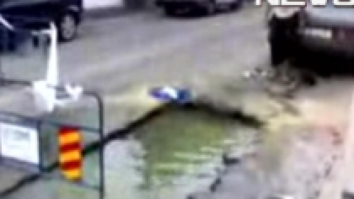 ca pestele in groapa cum fac romanii baie fara sa se duca la strand video