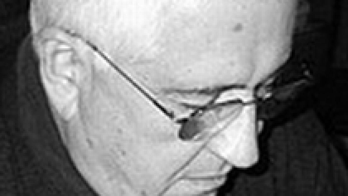 a murit criticul si teoreticianul literar matei calinescu