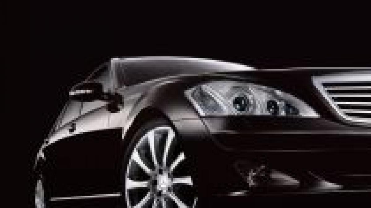 primul model hibrid mercedes benz clasa s