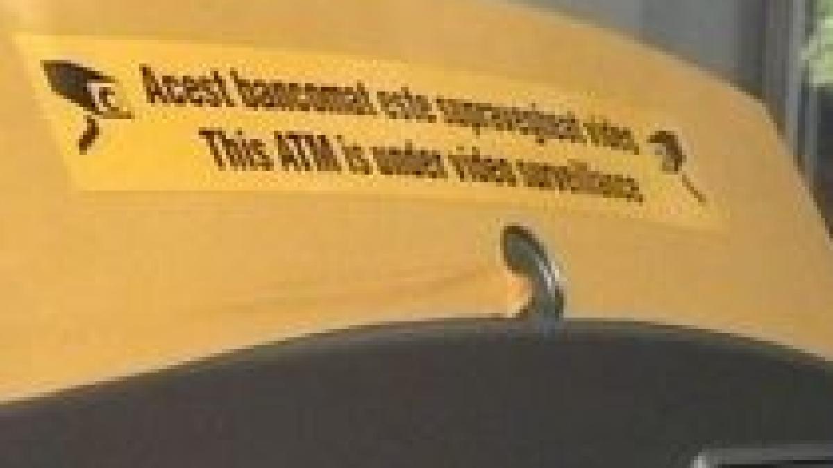 Tentativă eşuată de jaf la un bancomat din Capitală