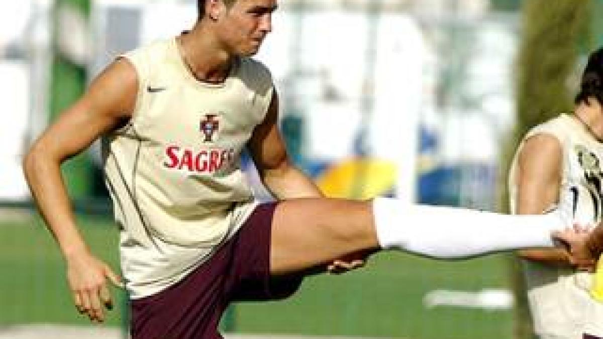 cristiano ronaldo a acceptat oferta clubului real madrid si va semna pe sase ani