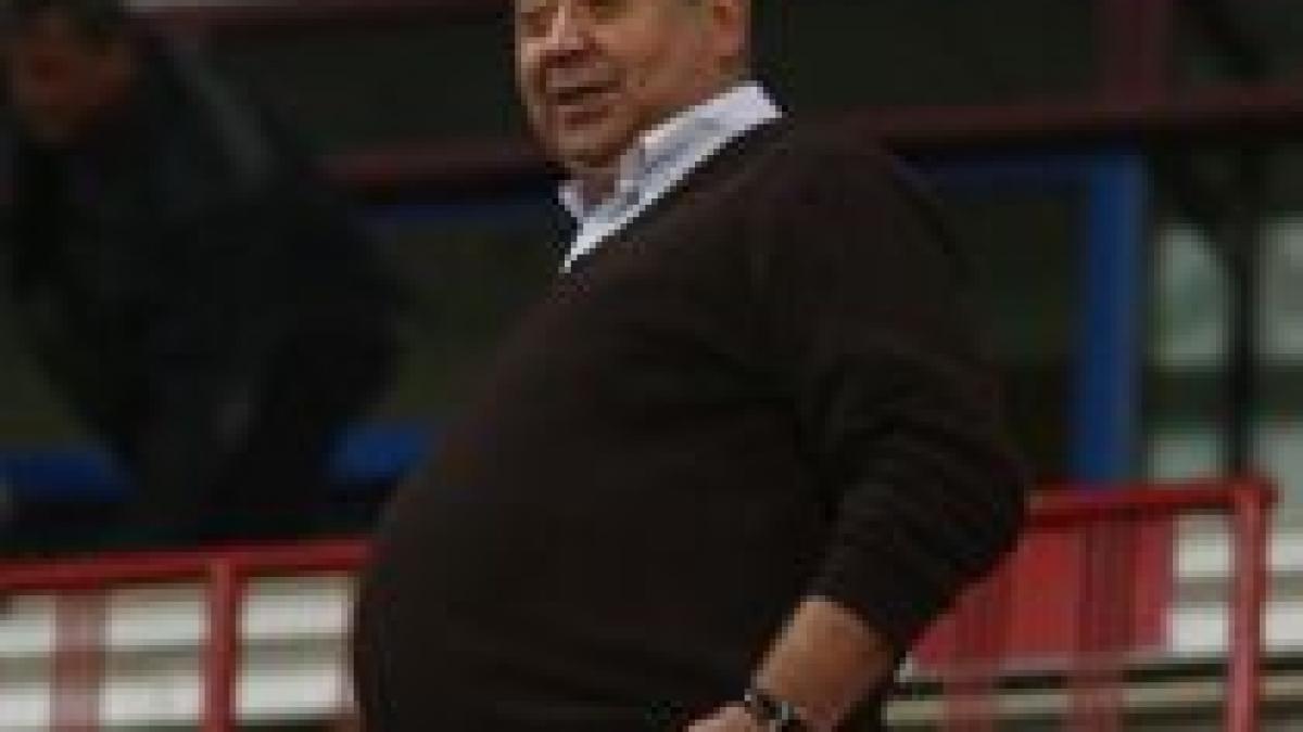 horoba se plange fanii lui fc arges ma suna si ma ameninta cu moartea