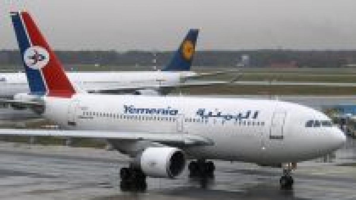 airbus a310 cu 150 de pasageri prabusit in insulele comore video