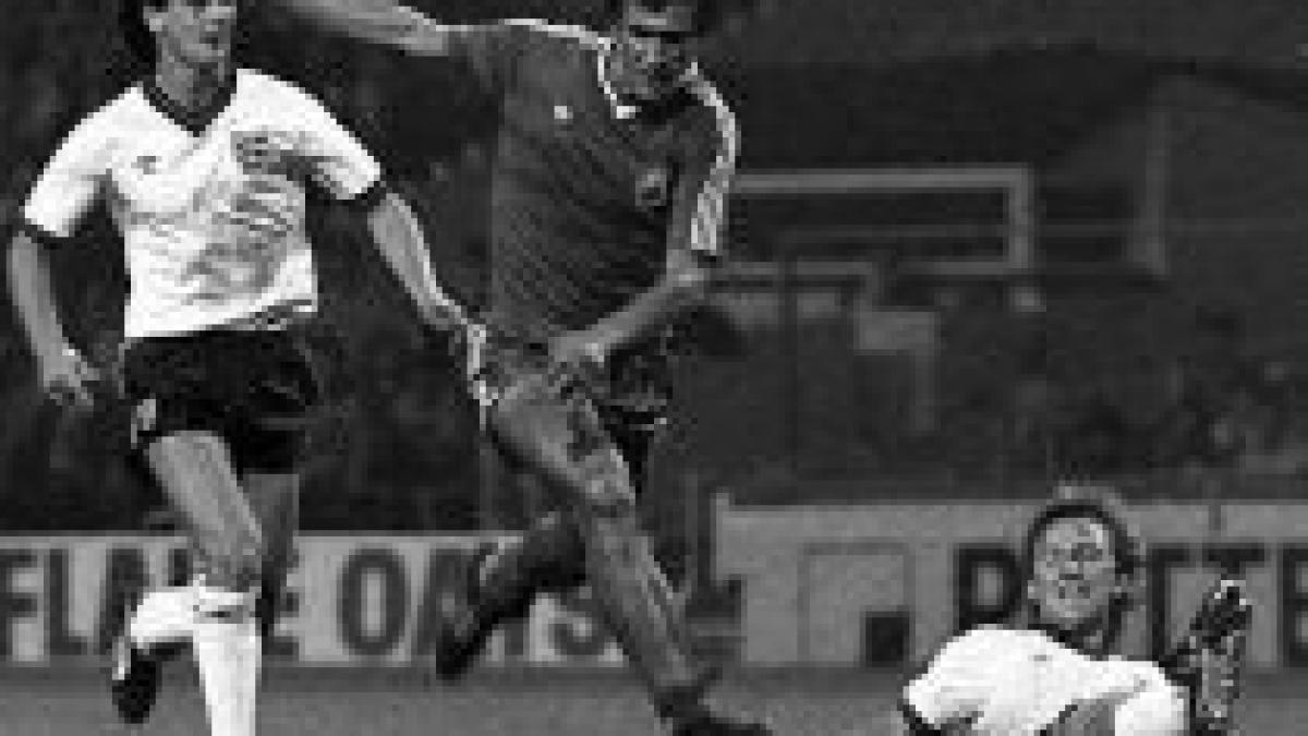 inca doi posibili informatori ai securitatii boloni si camataru cu dosare de colaboratori