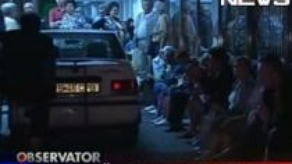 peste o suta de pensionari au stat la coada pentru bilete de tratament in statiuni balneoclimaterice