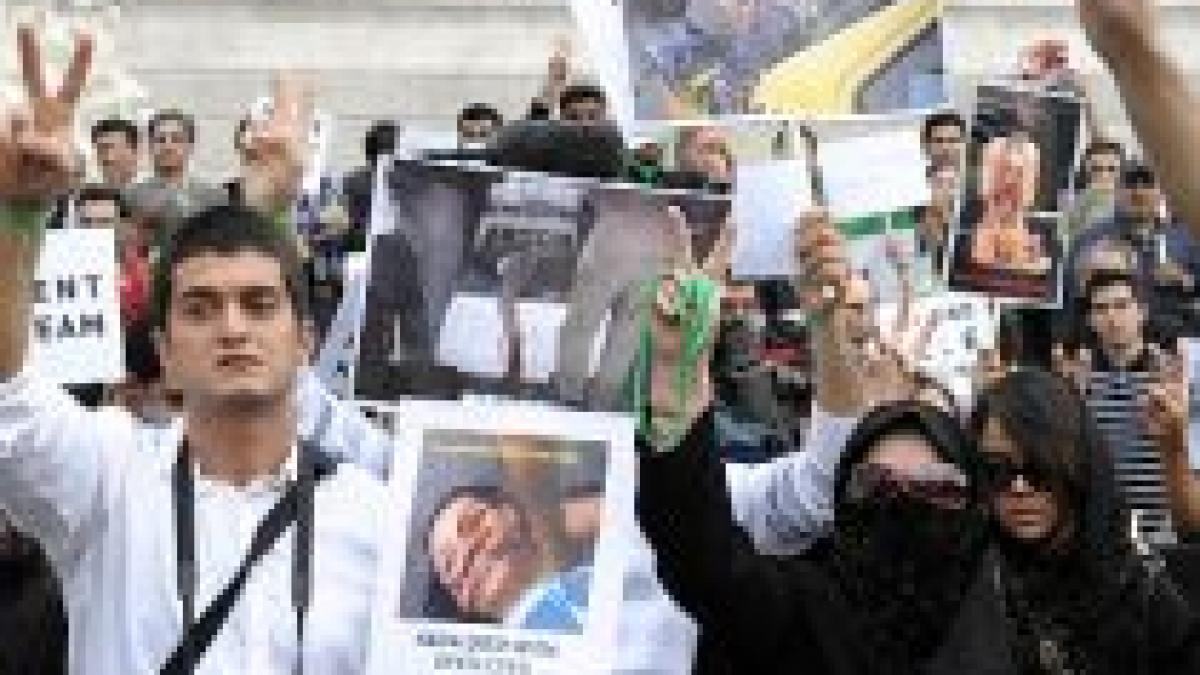 guvernul iranian sustine ca uciderea tinerei devenita simbol al protestelor a fost regizata