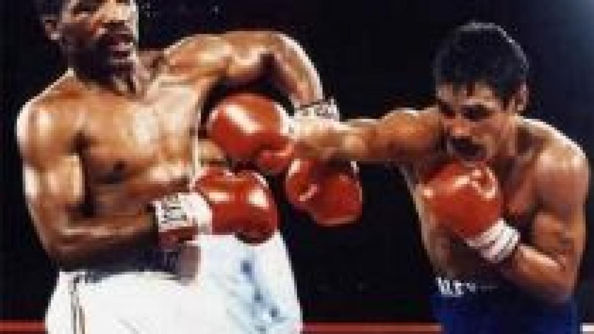 triplu campion mondial la box si primar al capitalei nicaraguai alexis arguello s a sinucis