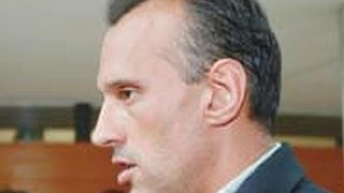 prunea a fost eliberat din functia detinuta la frf lupescu ii tine locul