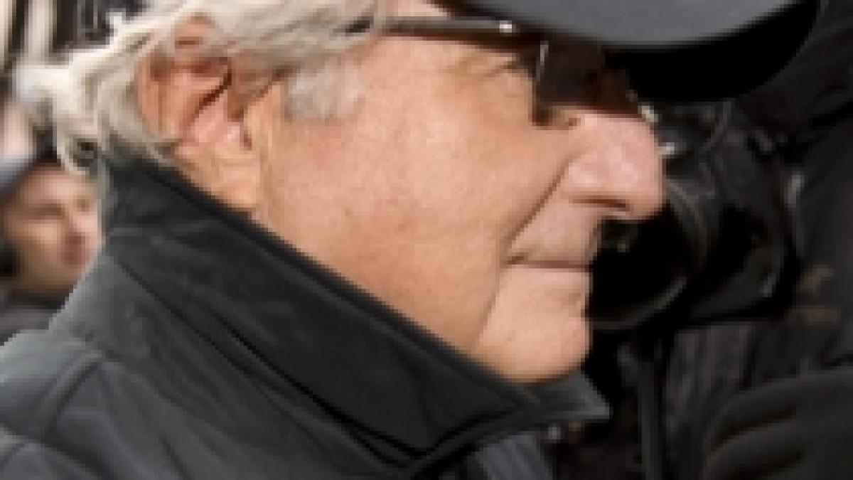 cazul madoff inca o dilema rolul fiilor si nevestei bancherului nu a fost elucidat