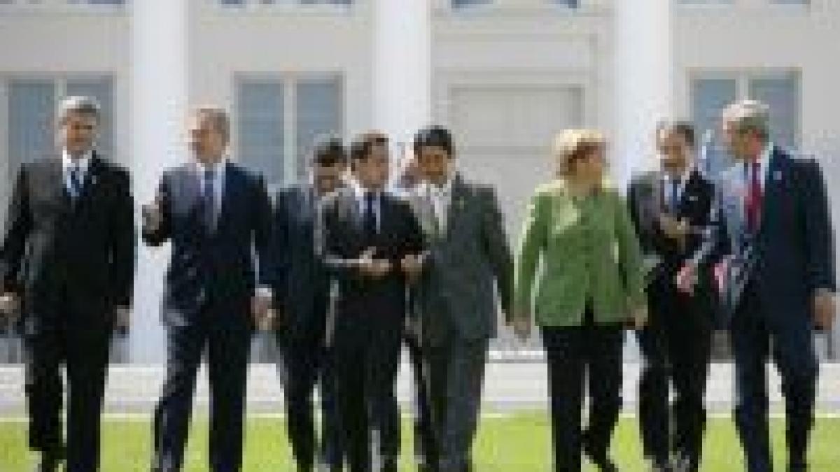 Italia, pasibilă de a fi eliminată din G8, după ce a organizat "dezastruos" summitul de la L'Aquila