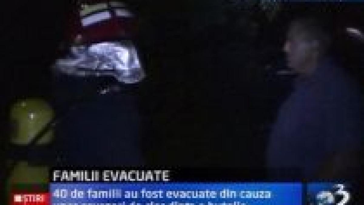 zeci de familii din mehedinti evacuate din cauza unei butelii plina cu clor