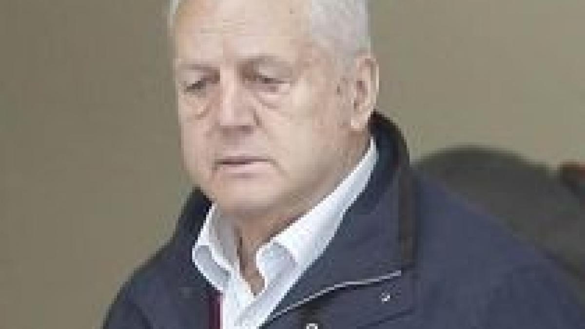 jean padureanu acuza dur penescu aranjeaza partide si trebuie sa iasa din fotbal