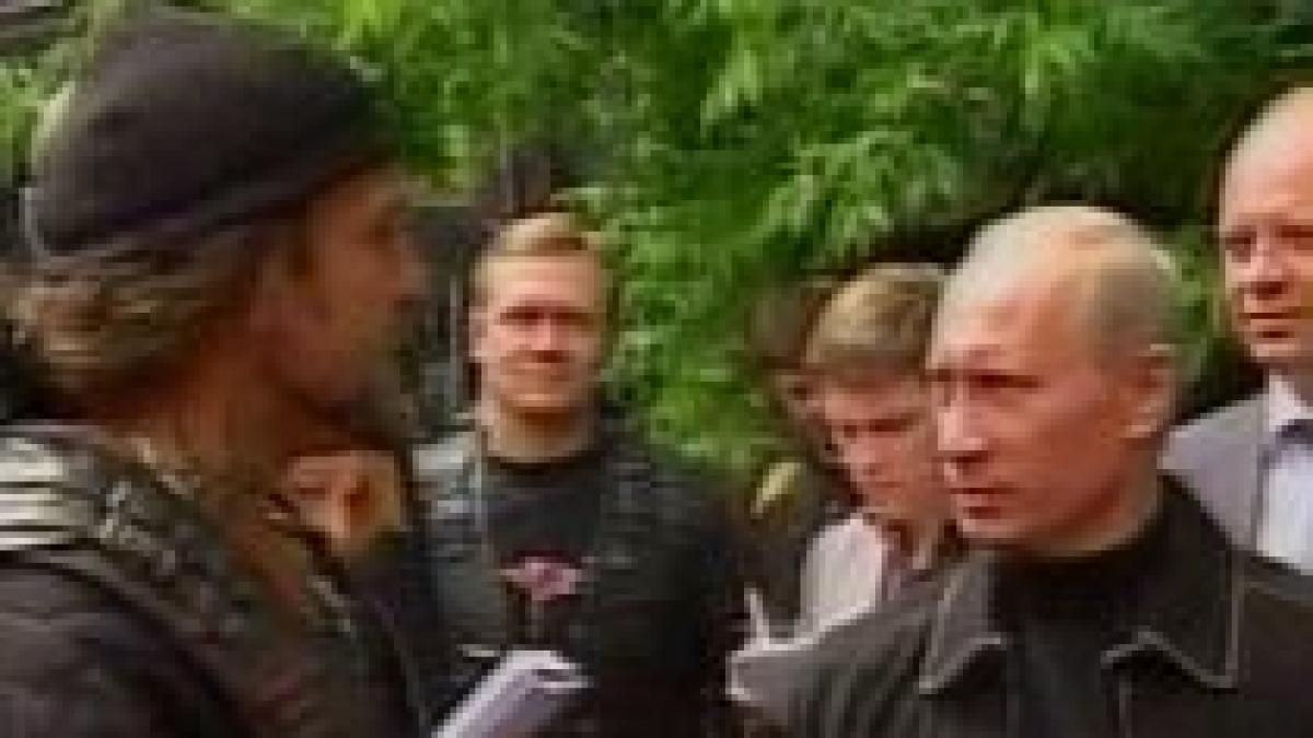 vladimir putin s a intalnit cu un grup de motociclisti patrioti video