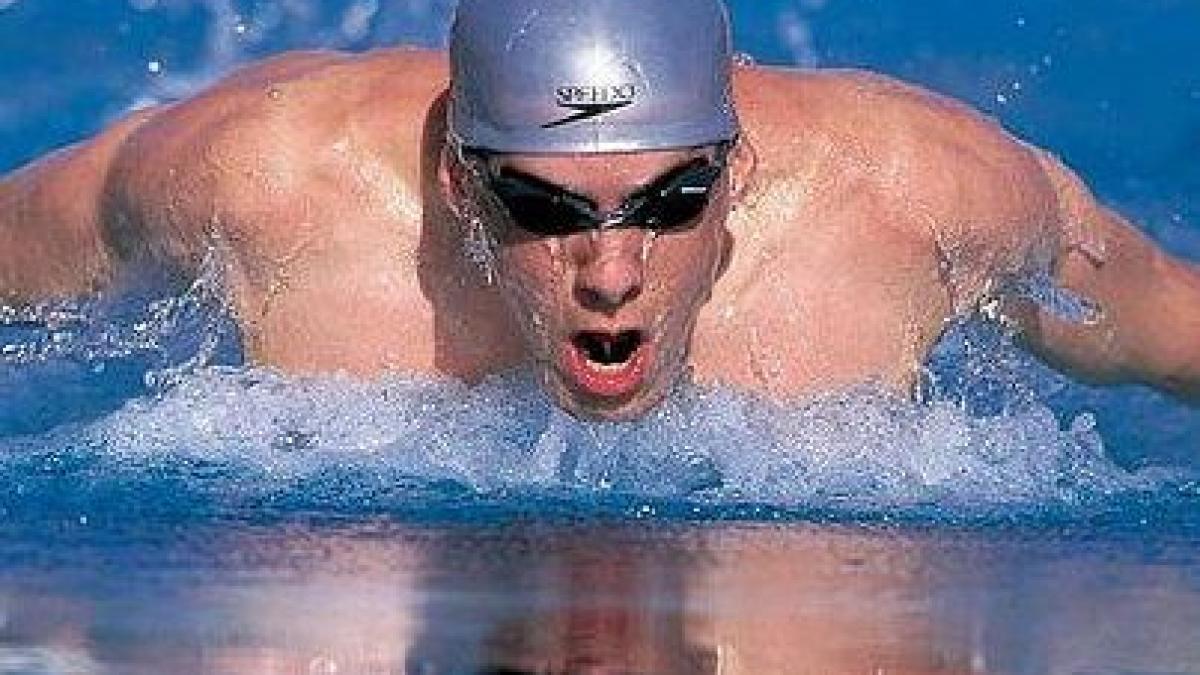 michael phelps a stabilit un nou record mondial in proba de 100 metri fluture