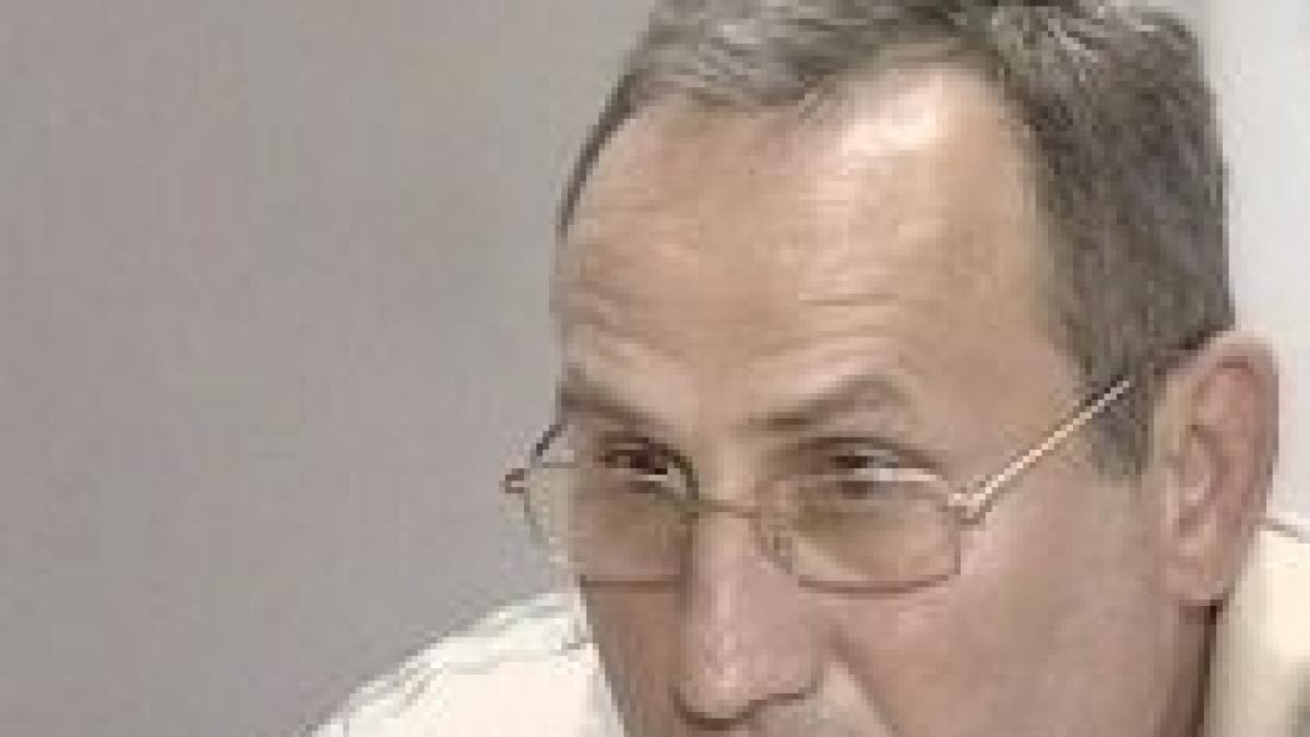 mihai bucurenciu am intrat in romania fara sa ma intrebe nimeni de vreun act la granita video