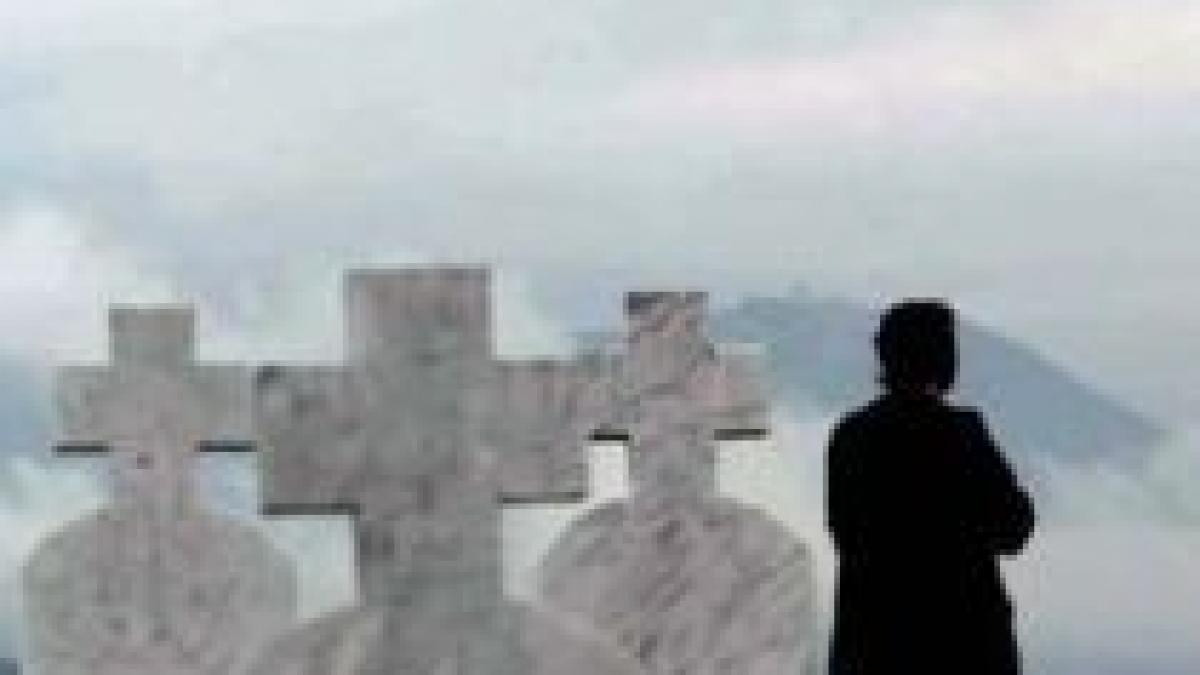 bosniacii musulmani au comemorat 14 ani de la masacrul din srebrenica