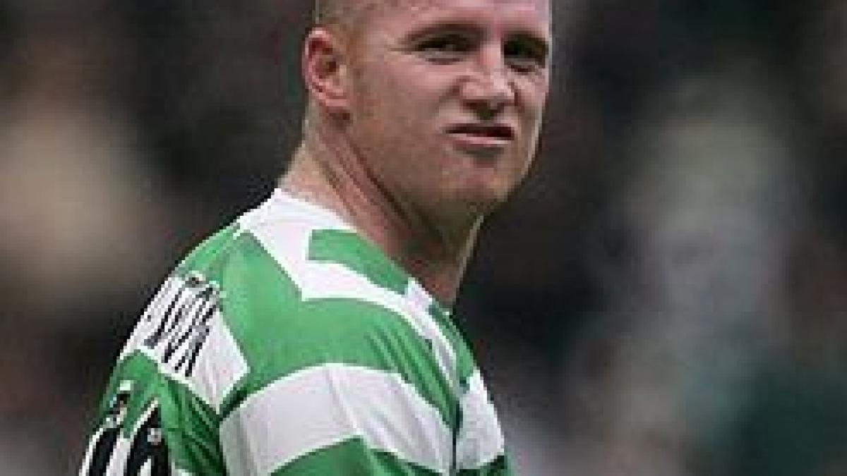 john hartson fostul buldozer de la celtic sufera de cancer testicular care i s a extins la creier