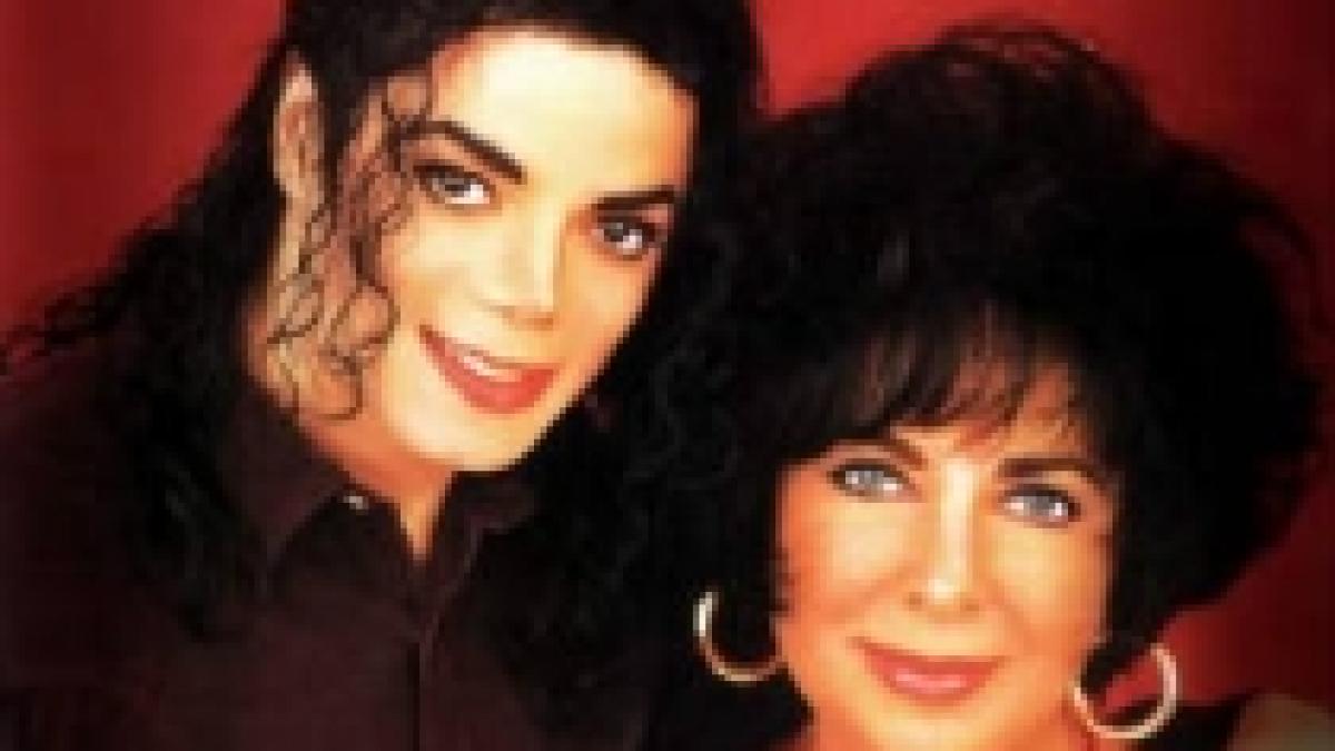 elizabeth taylor distrusa de moartea lui michael jackson actrita a fost internata in spital