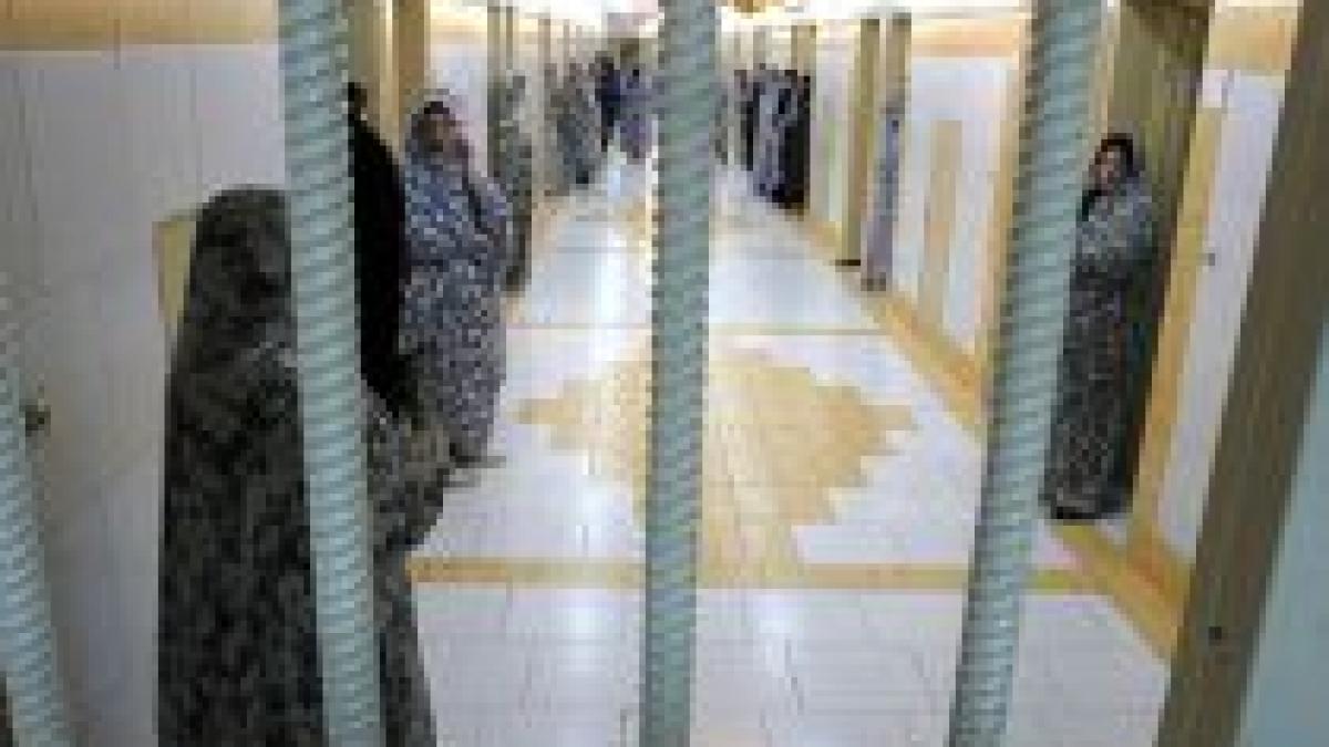 iran spanzura 13 membri ai unui grup rebel