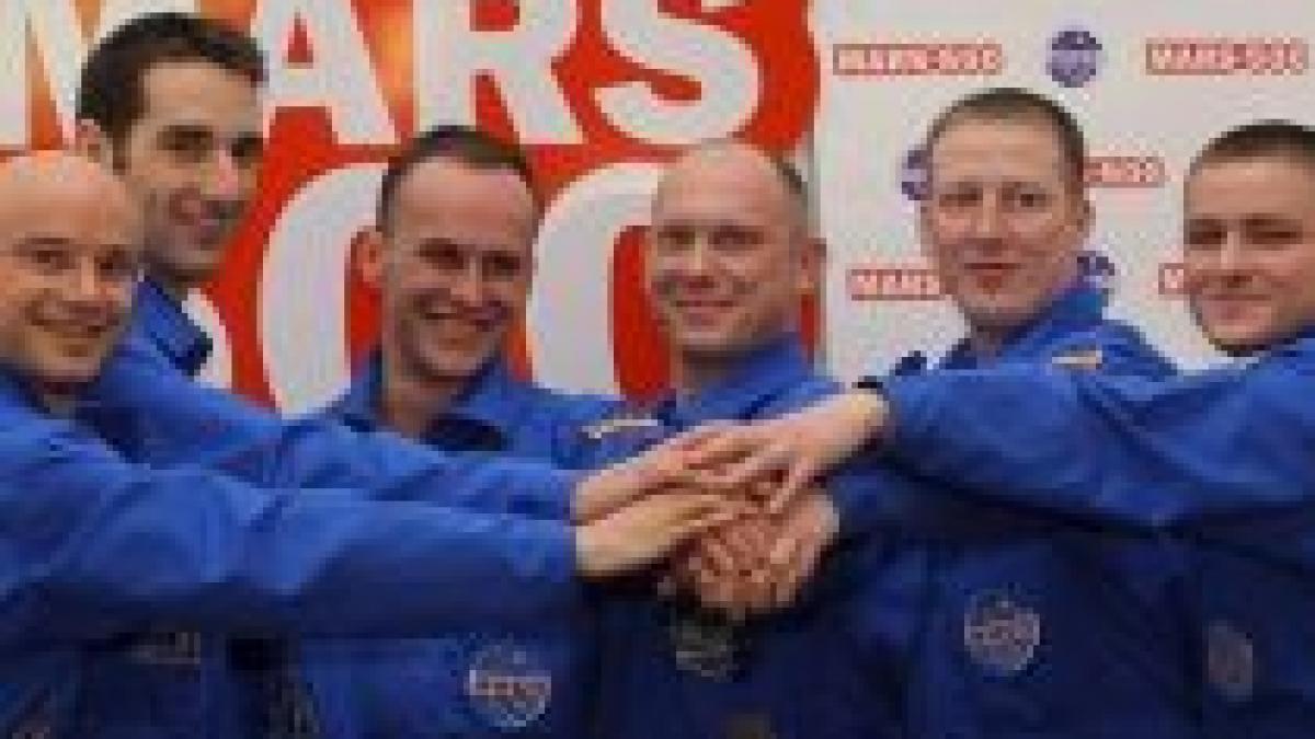 s a incheiat experimentul mars 500 ce simuleaza un zbor spre planeta rosie