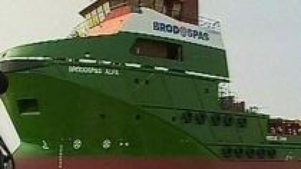 tragedie pe santierul naval din galati doi morti si un ranit in urma unui accident de munca video