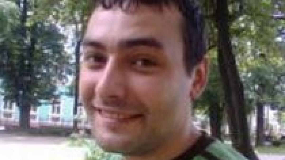 Taximetrist român, reţinut de o lună jumătate de ucrainieni pentru că avea un baston telescopic în portbagaj