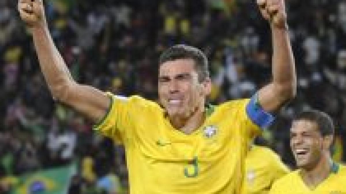 chivu dat la o parte inter si a luat fundas de clasa mondiala de la bayern lucio