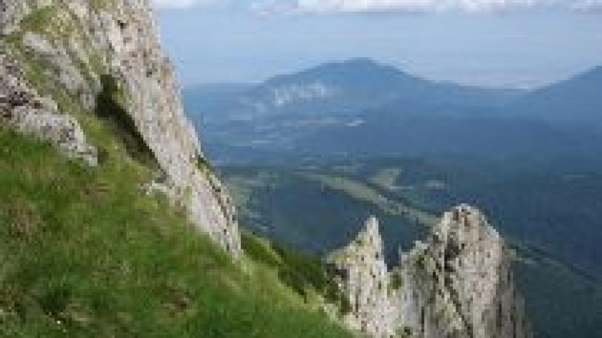 salvamontistii au gasit un grup de turisti rataciti in bucegi dupa sapte ore de cautari