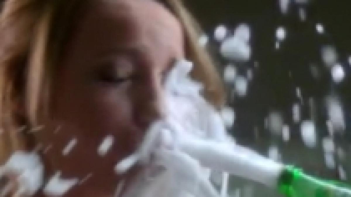 sex oral cu o sticla de suc reclama interzisa in germania video