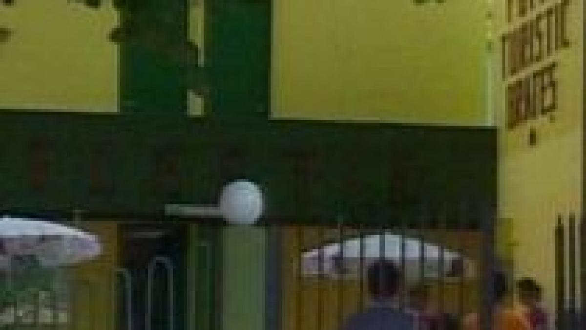 toxiinfectie alimentara intr o tabara din venus zeci de copii au ajuns la spital video