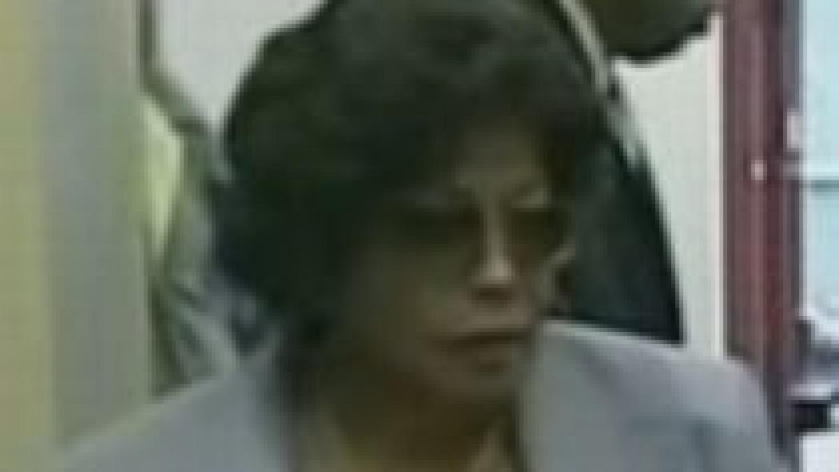 mama lui michael jackson in pragul saraciei video