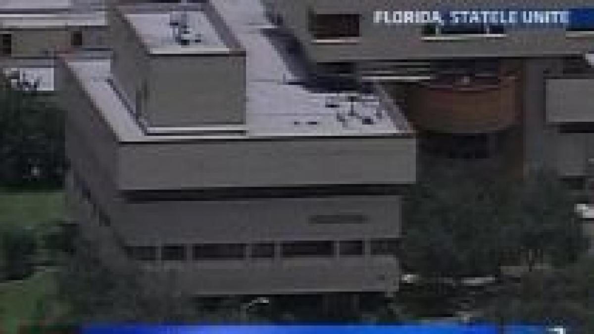 panica in florida un barbat inarmat a patruns in campusul unei universitati din statul american