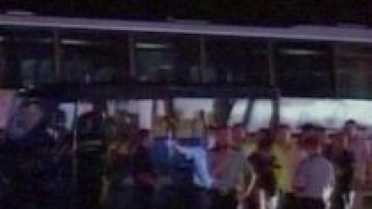 sapte politisti maghiari raniti in urma unui carambol in care au fost implicate autocarele