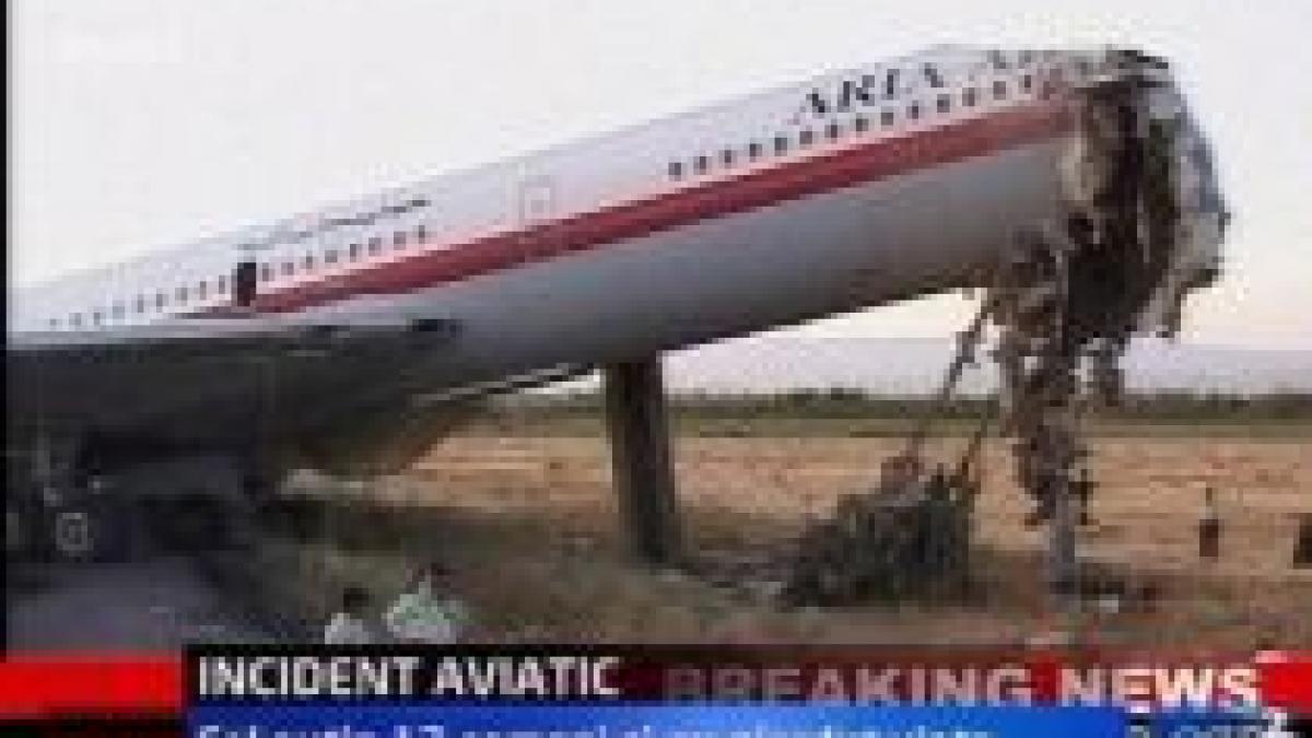 Un avion cu 160 de persoane la bord a aterizat de urgenţă în Iran. 17 persoane au murit